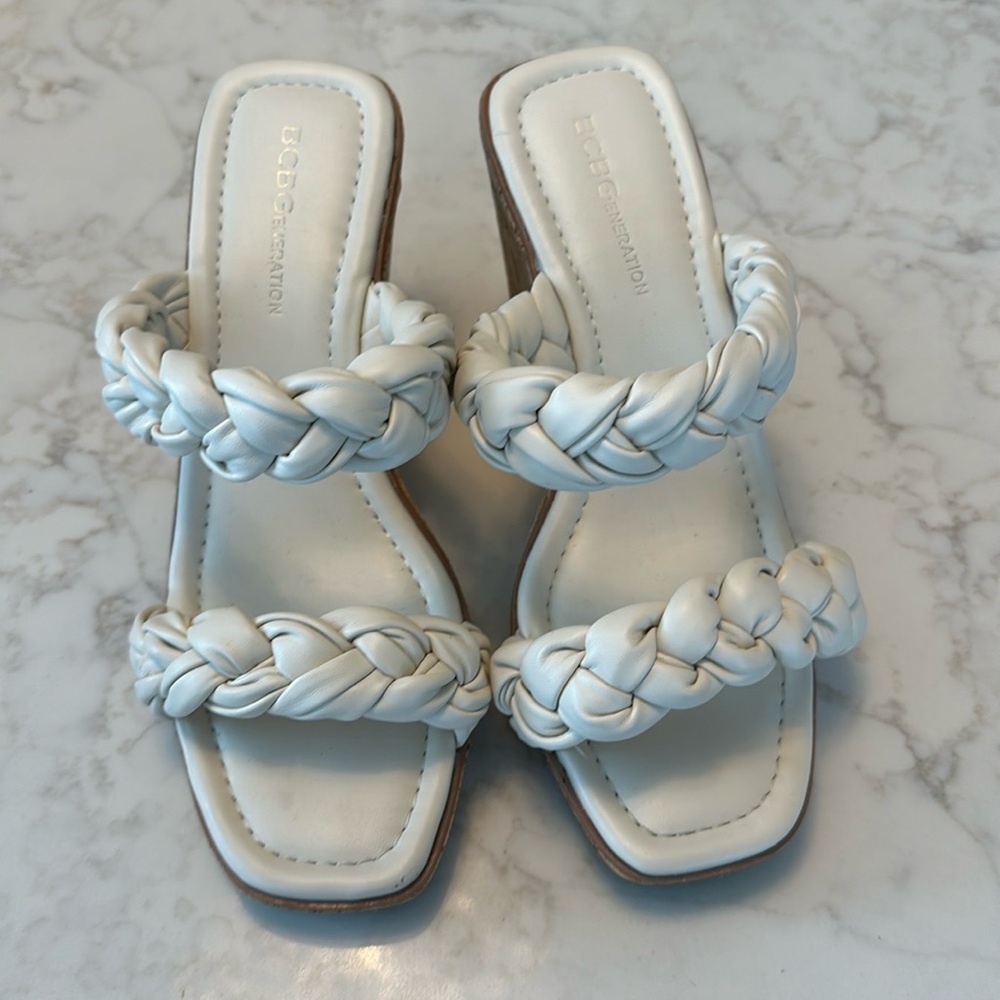 BCBG Generation. Braided Slide Wedge. Size 8